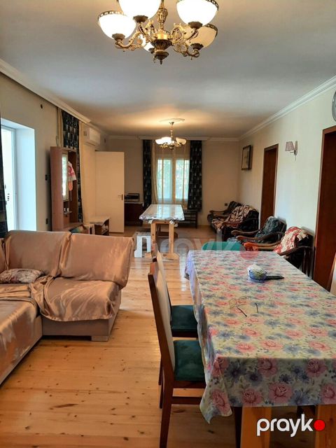 Satılır 4 otaqlı həyət evi/bağ evi 100 m² — Bakı