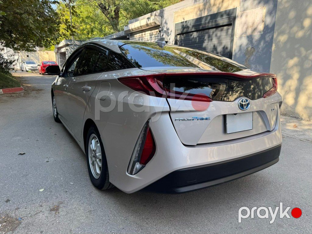 Toyota Prius Prime, 1.8 L, 8.8 kWh, 2020 il, 47 000 km — Avtomobillər, Bakı (3)