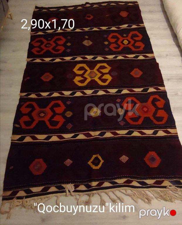 "Qocbuyunuzu" kilimi — Xalılar və xalı yolları, Bakı