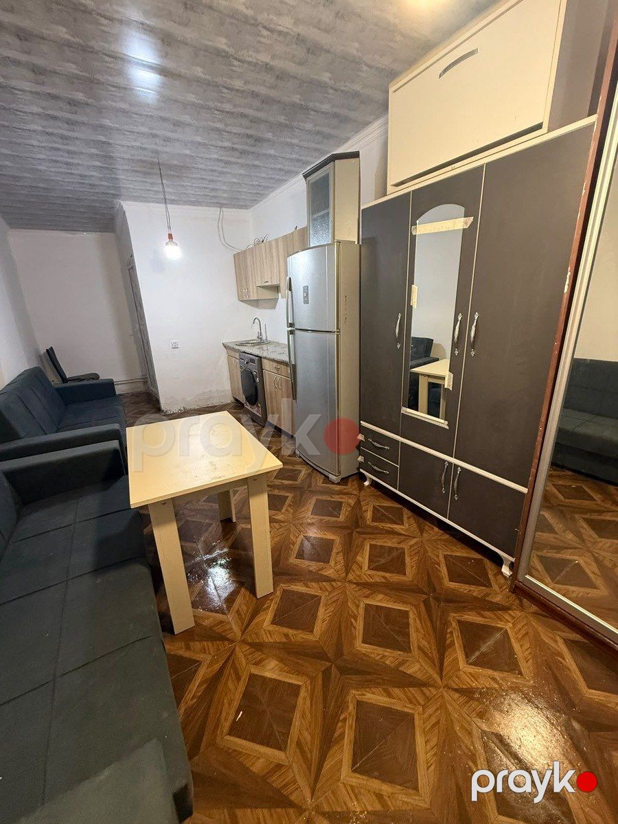 İcarəyə verilir 1 otaqlı köhnə tikili 35 m² — Mənzil, Bakı (9)