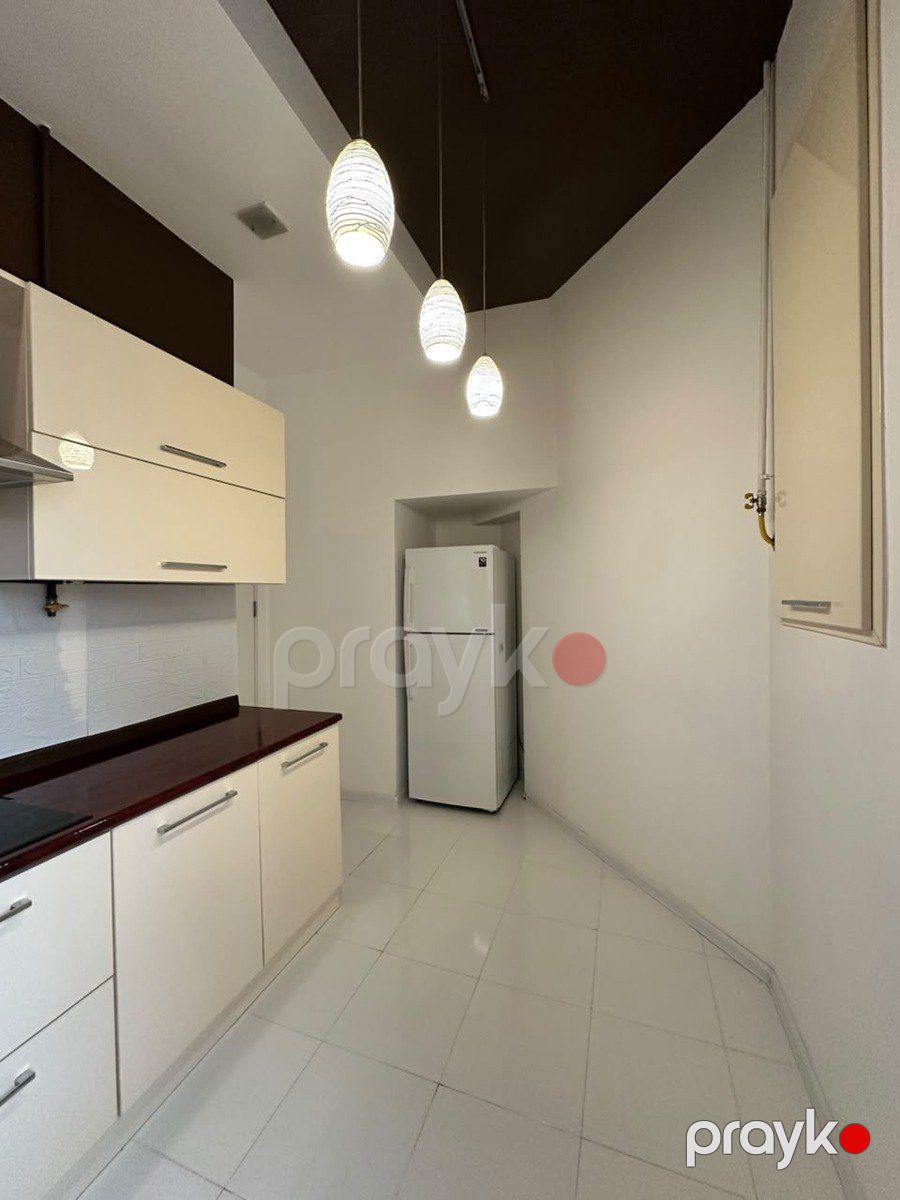 Satılır 3 otaqlı köhnə tikili 100 m² — Mənzil, Bakı (9)