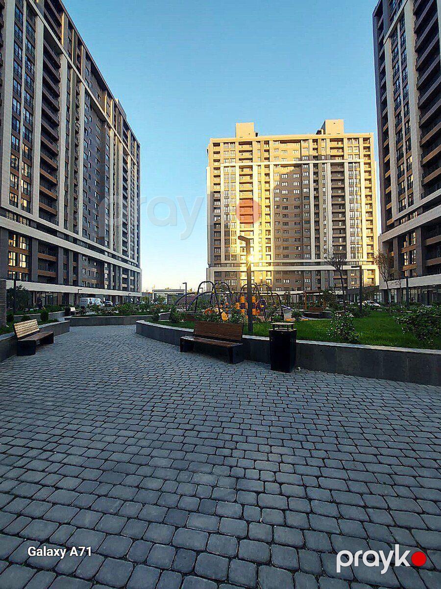 Satılır 4 otaqlı yeni tikili 200 m² — Mənzil, Bakı (2)