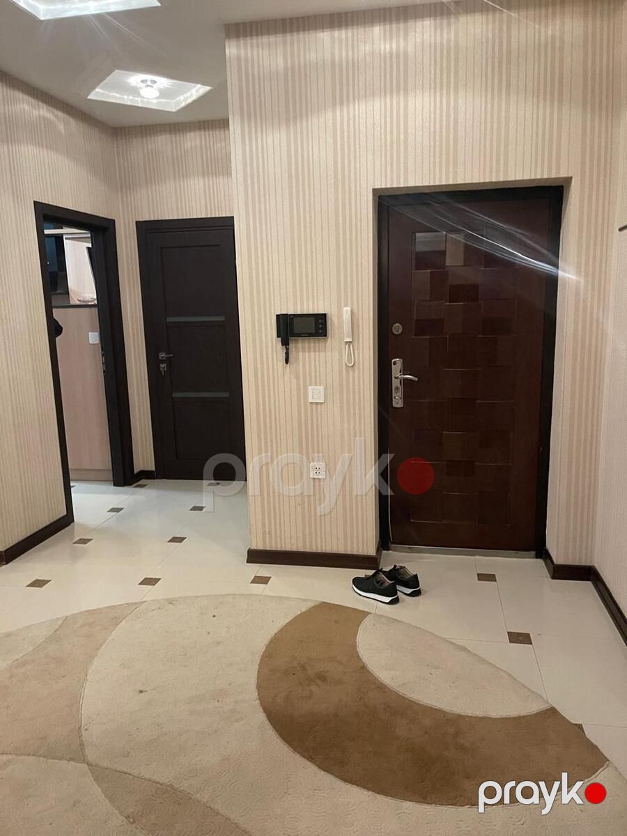 İcarəyə verilir 3 otaqlı yeni tikili 135 m² — Mənzil, Bakı (11)