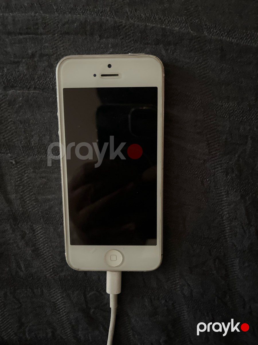 Apple iPhone 5 White/Silver 64GB — Smartfonlar, Bərdə (3)