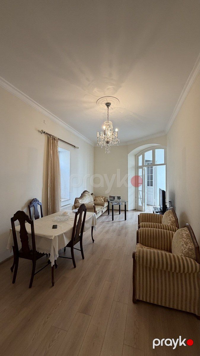 İcarəyə verilir 5 otaqlı köhnə tikili 240 m² — Mənzil, Bakı (4)