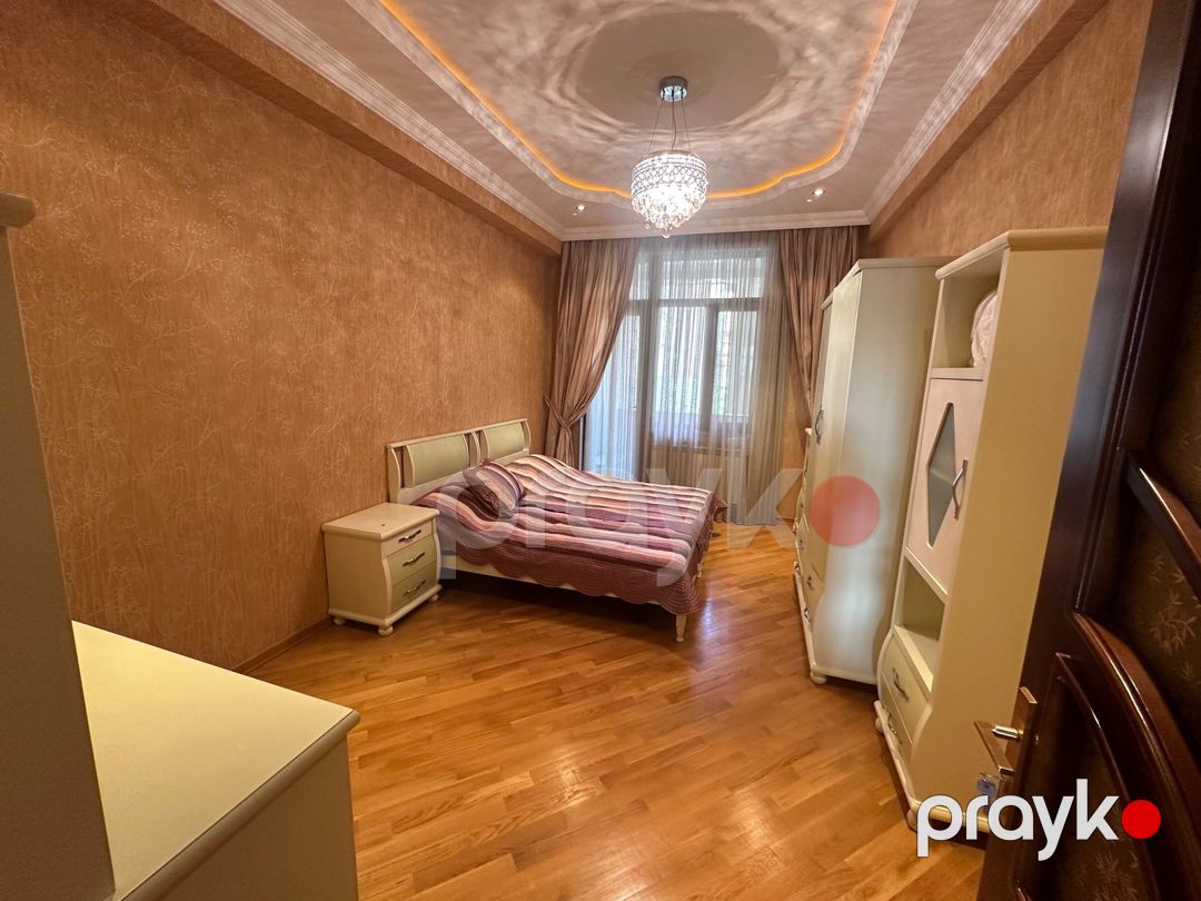 İcarəyə verilir 4 otaqlı yeni tikili 220 m² — Mənzil, Bakı (10)