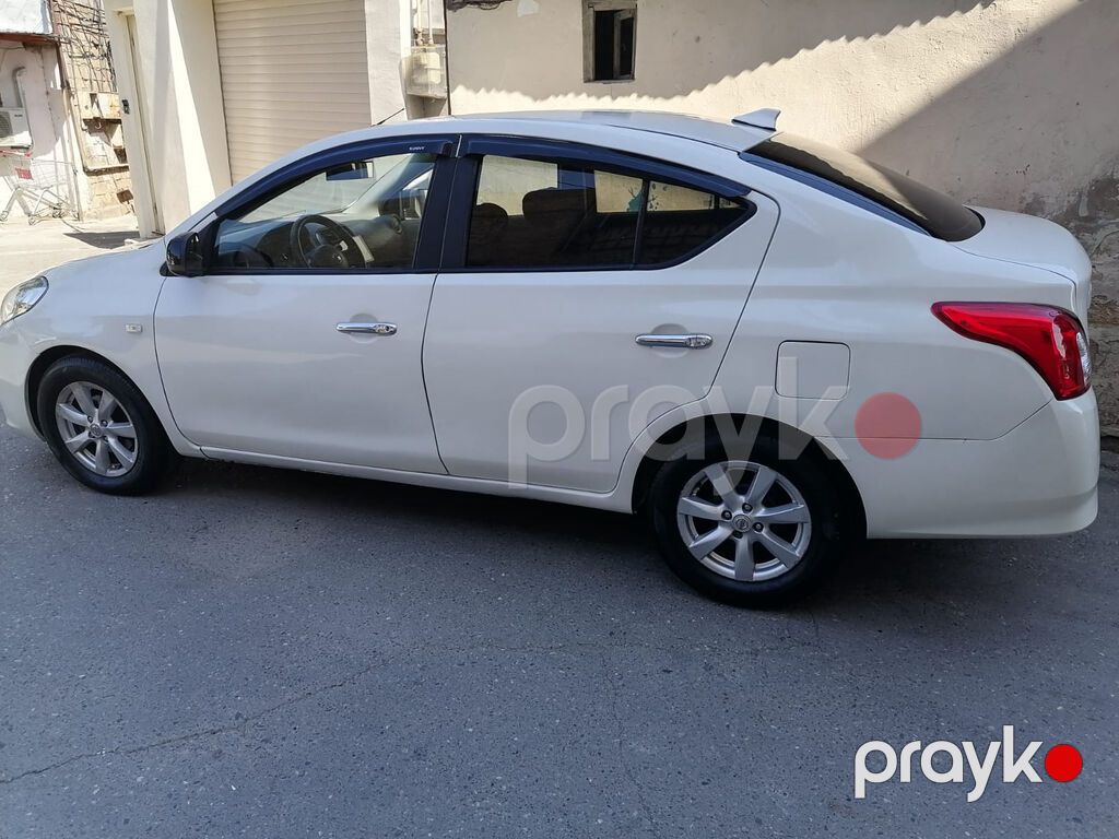 Nissan Sunny: 1.5 l 2013 il Sedan — Avtomobillər, Bakı