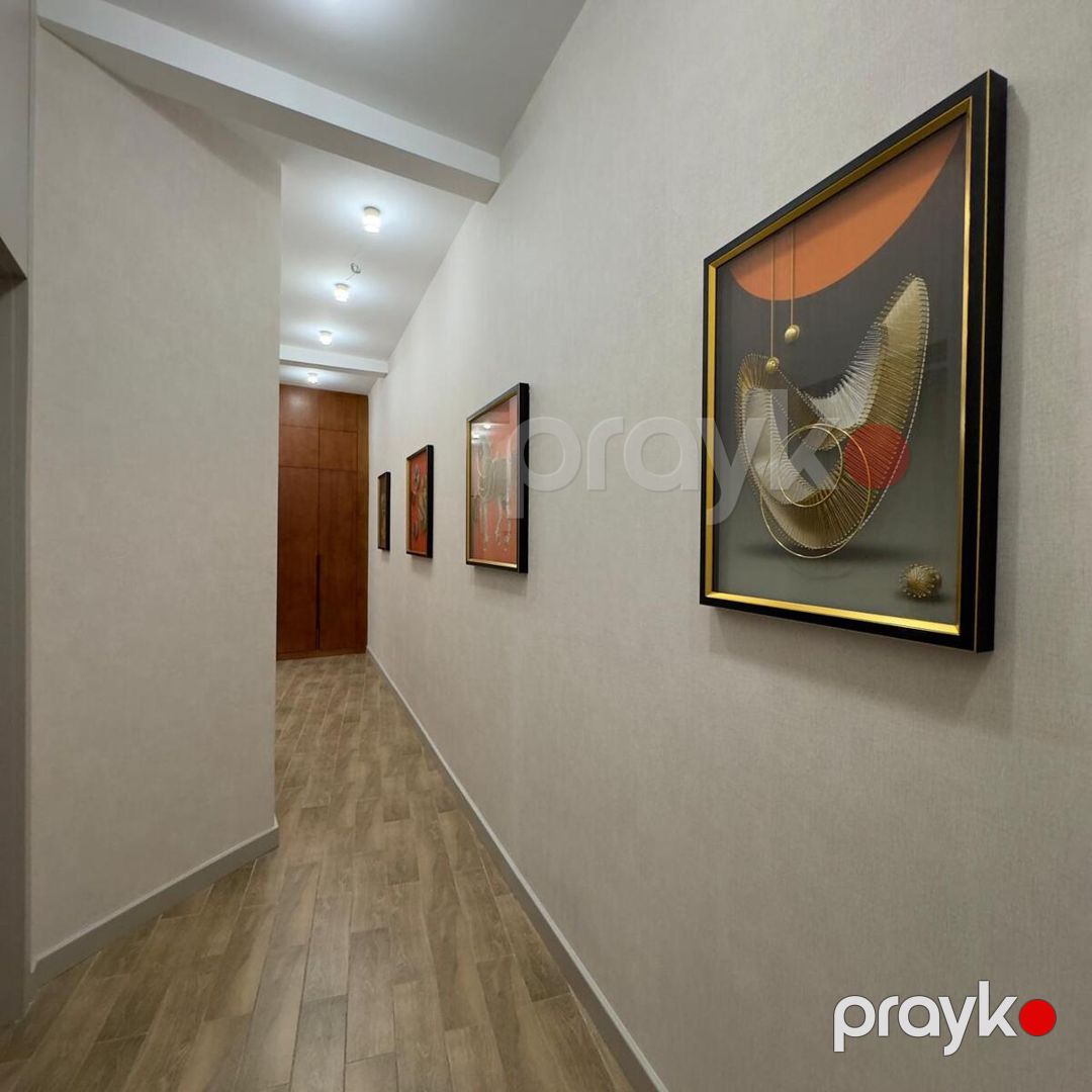 Satılır 4 otaqlı həyət evi/bağ evi 300 m² — Ev, villa, Bakı (12)