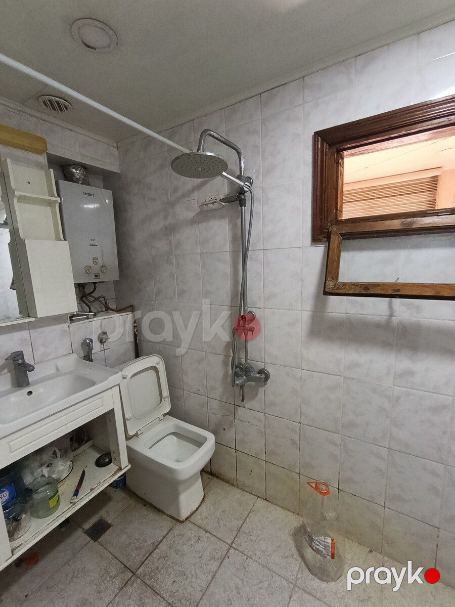 Satılır 2 otaqlı köhnə tikili 55 m² — Mənzil, Bakı (6)