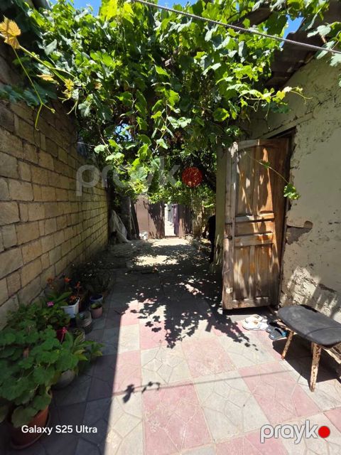 Həyət evi, Xırdalan ş — Xırdalan