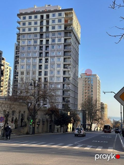 Satılır 3 otaqlı yeni tikili 145 m²