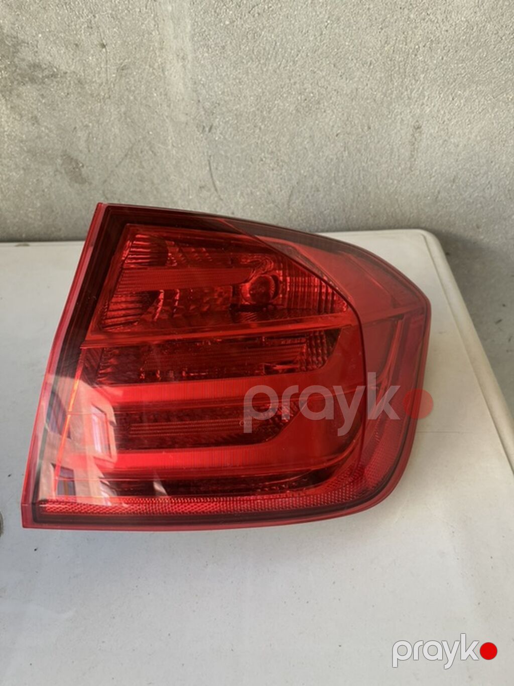 BMW arxa sağ stop Arxa sağ qanad stop - Orijinal detaldır; korpus — Avtomobil işığı, Sumqayıt