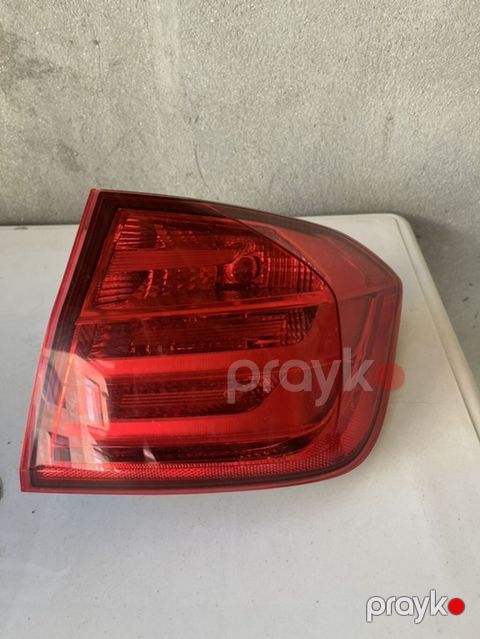 BMW arxa sağ stop Arxa sağ qanad stop - Orijinal detaldır; korpus — Sumqayıt