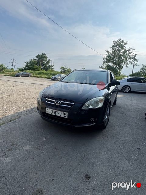 Kia Ceed, 1.4 L, 2007 il, 425 000 km — Quba
