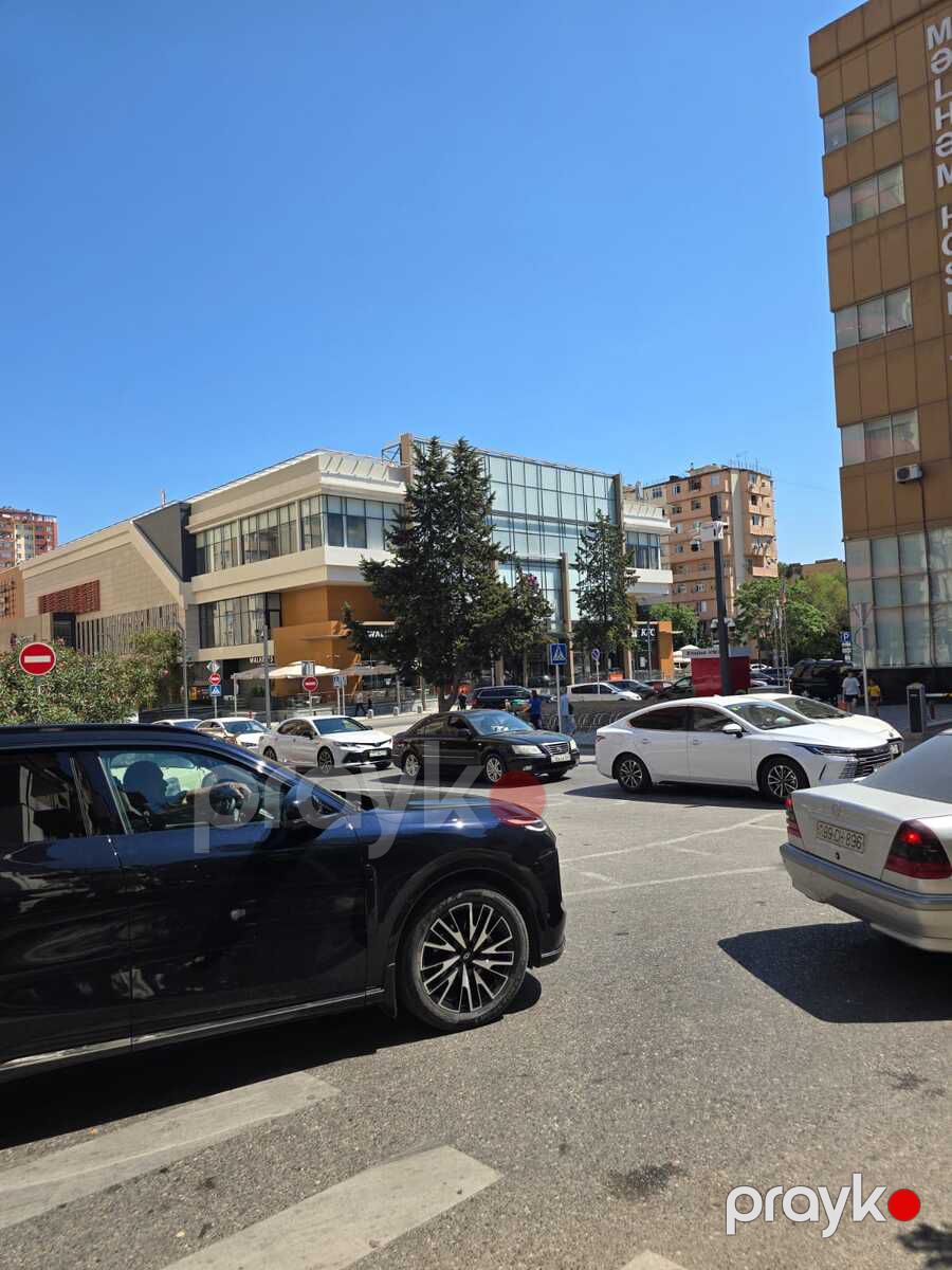 Satılır obyekt 120 m² — Əmlak, Bakı