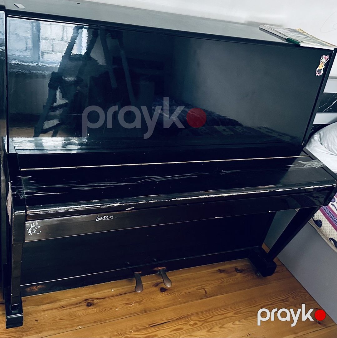 Piano — Musiqiə alətləri, Bakı