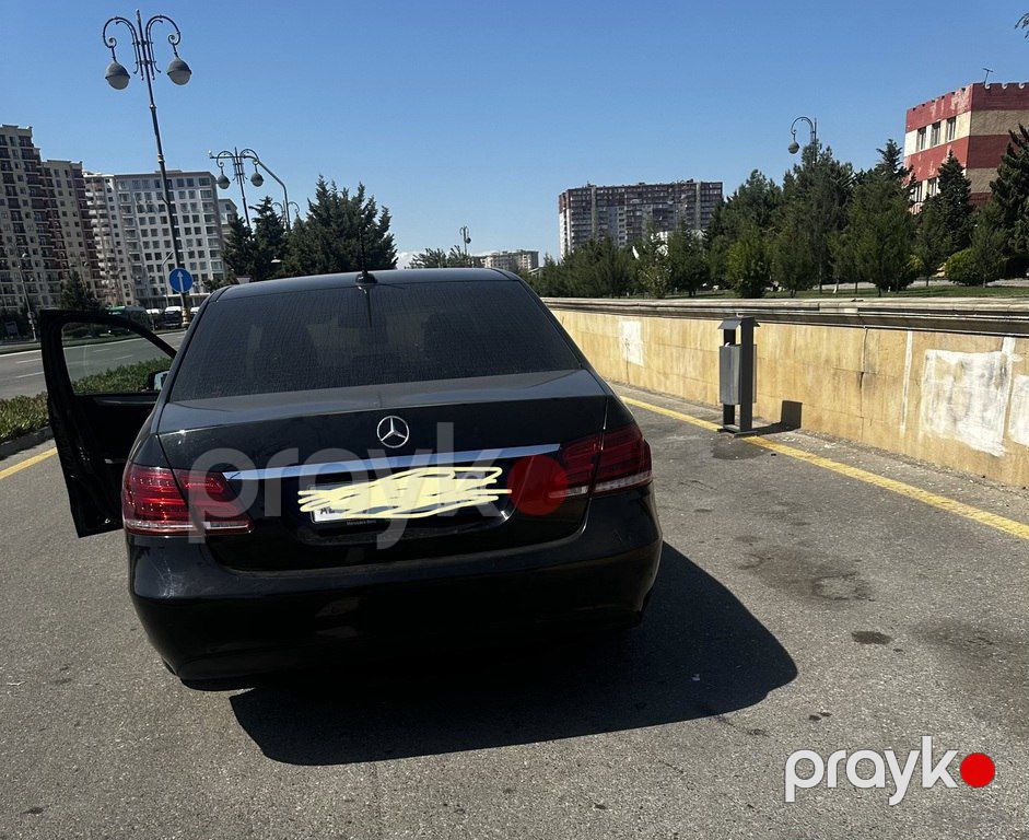 Mercedes E 220, 2.1 L, 2015 il, 212 000 km — Avtomobillər, Bakı (2)
