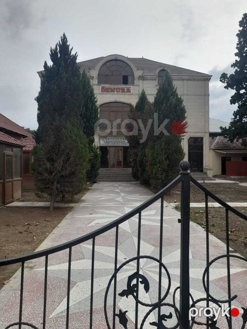 Satılır obyekt 820 m² — Gəncə