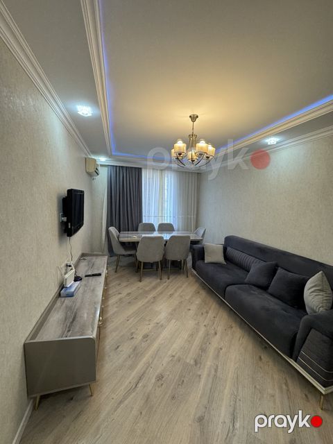 İcarəyə verilir 2 otaqlı köhnə tikili 65 m² — Bakı