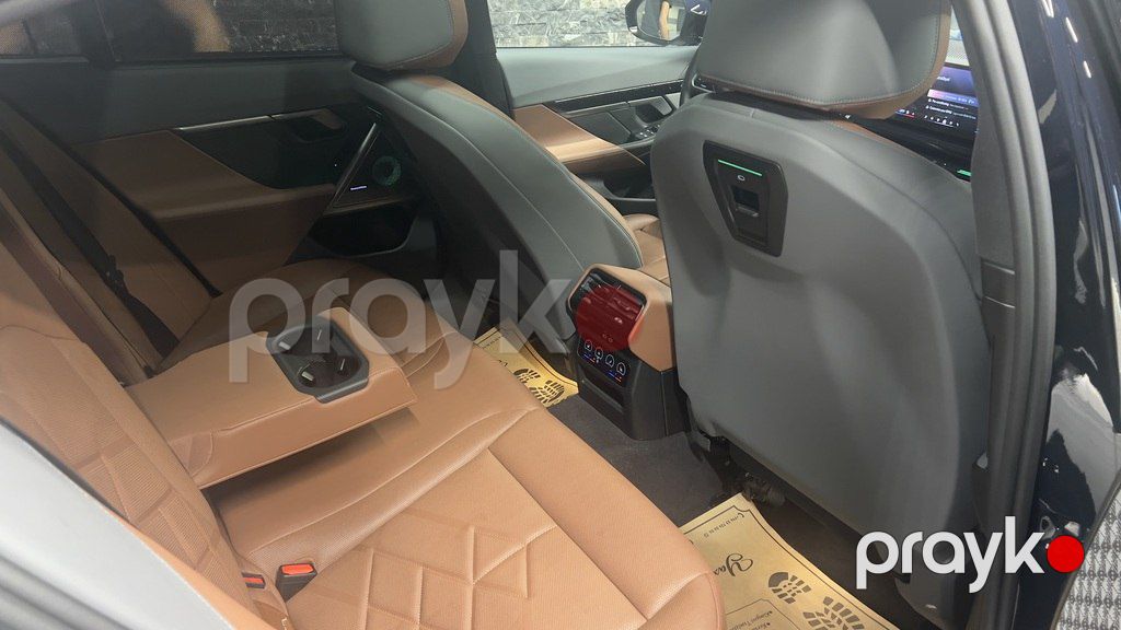 BMW 530e, 2.0 L, 19.4 kWh, 2024 il, 26 000 km — Avtomobillər, Bakı (5)