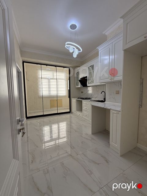Satılır 3 otaqlı yeni tikili 79 m² — Bakı