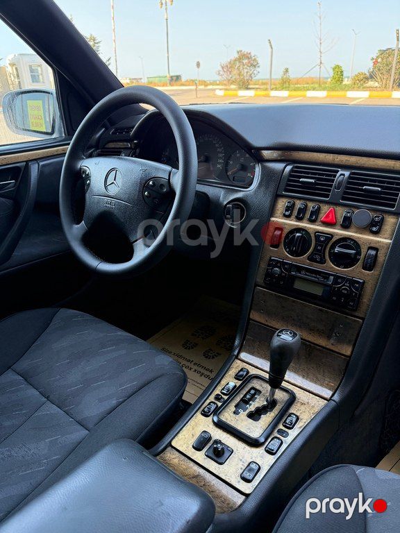 Mercedes E 270, 2.7 L, 2000 il, 270 000 km — Avtomobillər, Sumqayıt (9)
