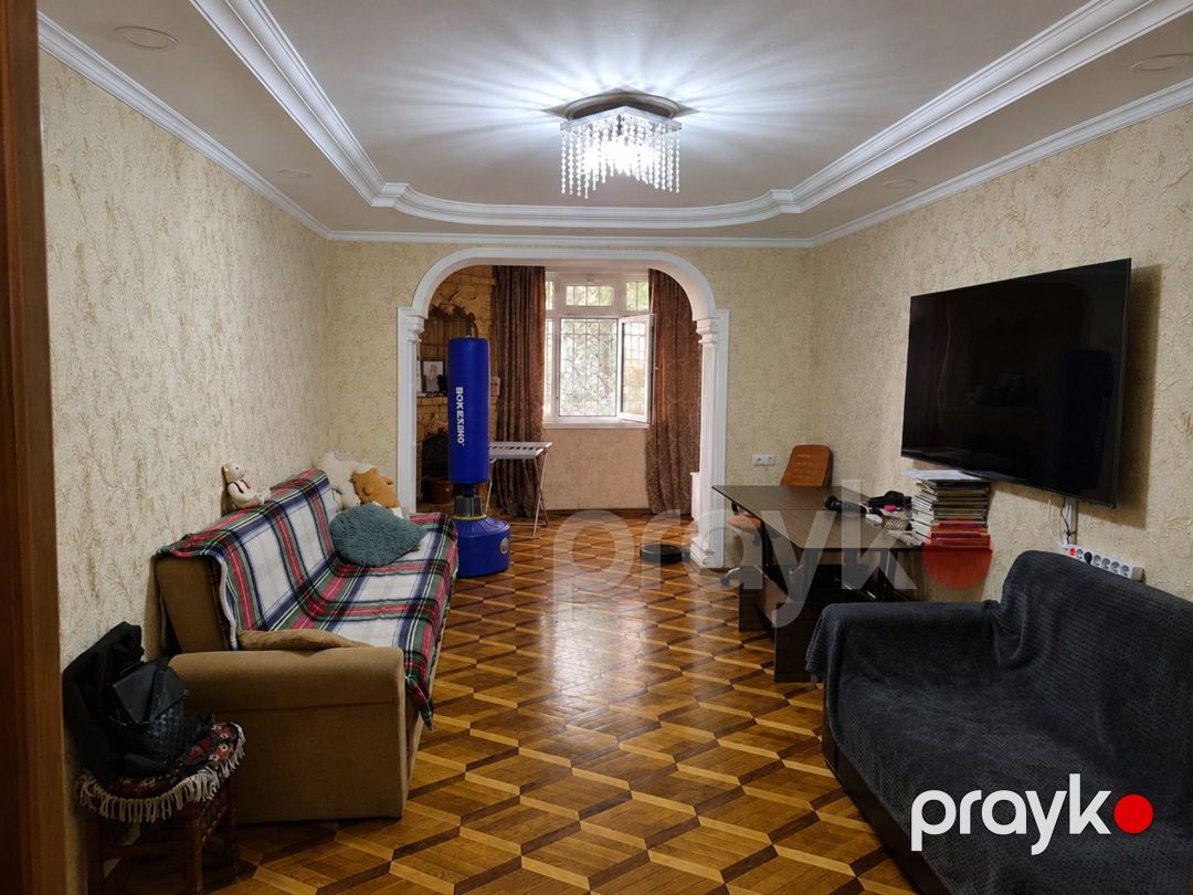 Satılır 3 otaqlı köhnə tikili 88 m² — Mənzil, Bakı