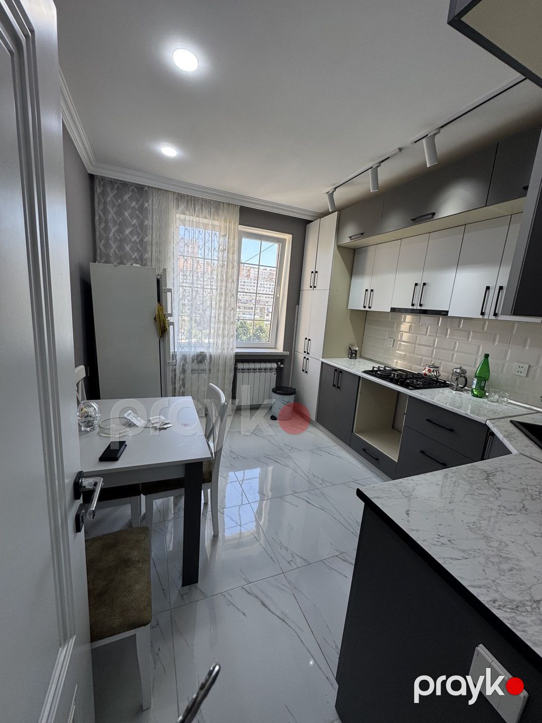 İcarəyə verilir 2 otaqlı köhnə tikili 65 m² — Mənzil, Bakı (6)