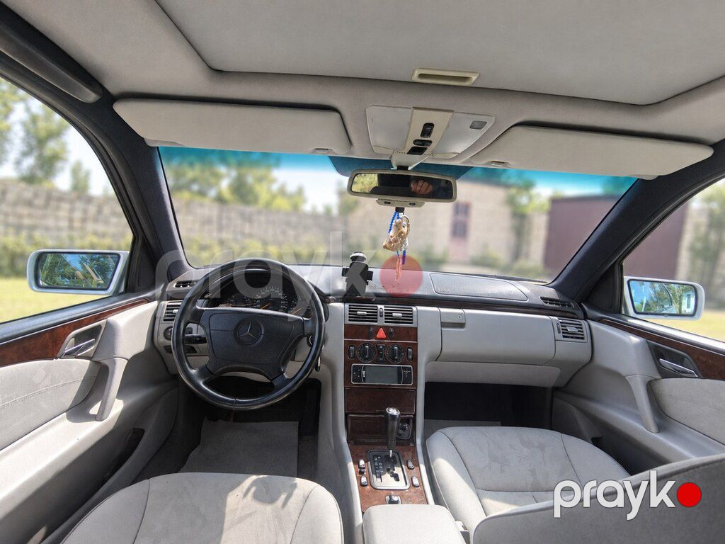 Mercedes E 230, 2.3 L, 1996 il, 260 313 km — Avtomobillər, Şabran (3)
