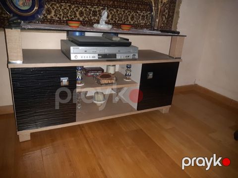 Televizor altlığı, TV stend. Möhkəm materialdandır. Ayrıca kronşteyni — Bakı