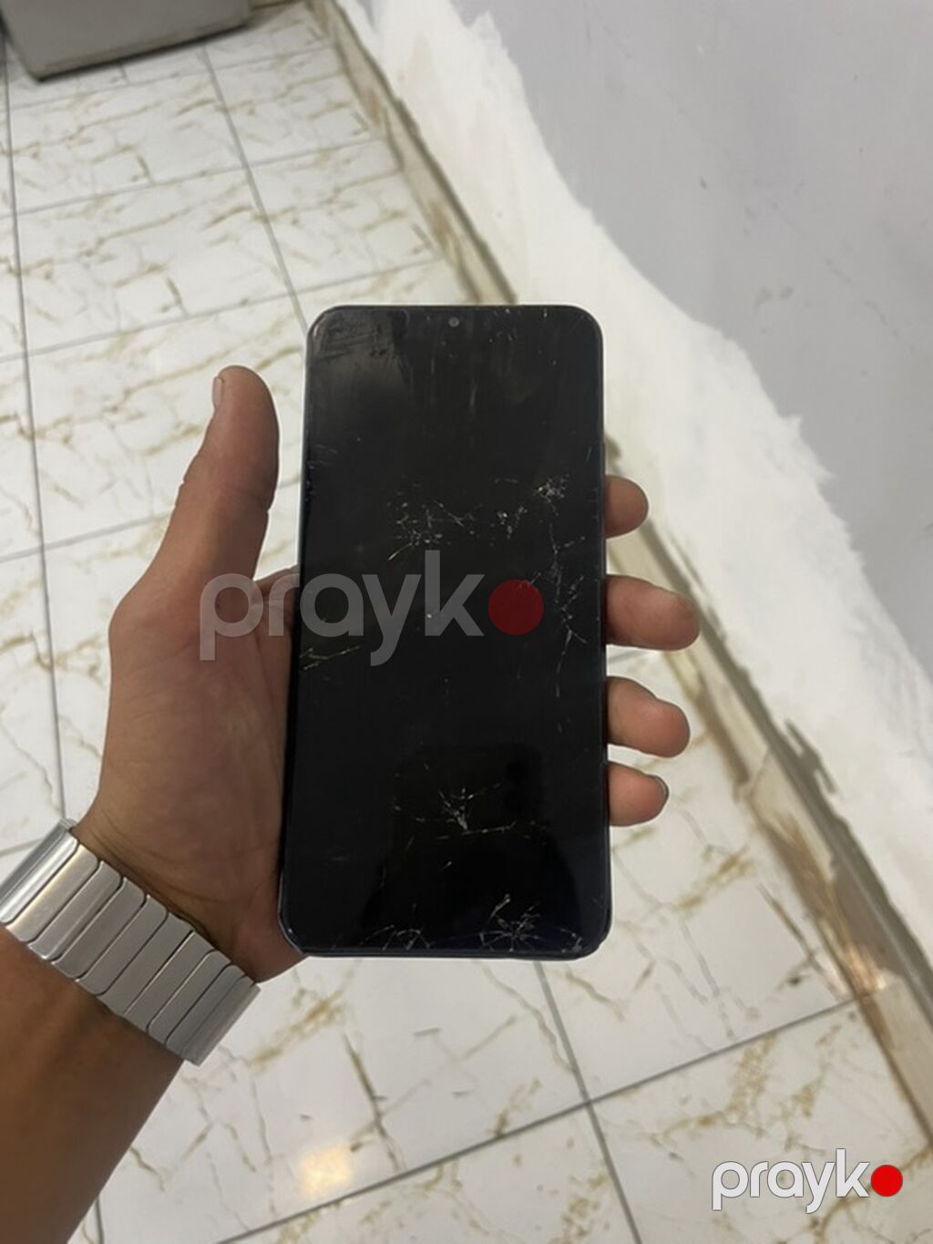 Redmi 9 yadash 64 Gb Ram 4 gb uzunde çat var islemeyne hecbir mane — Xiaomi, Masazır (3)