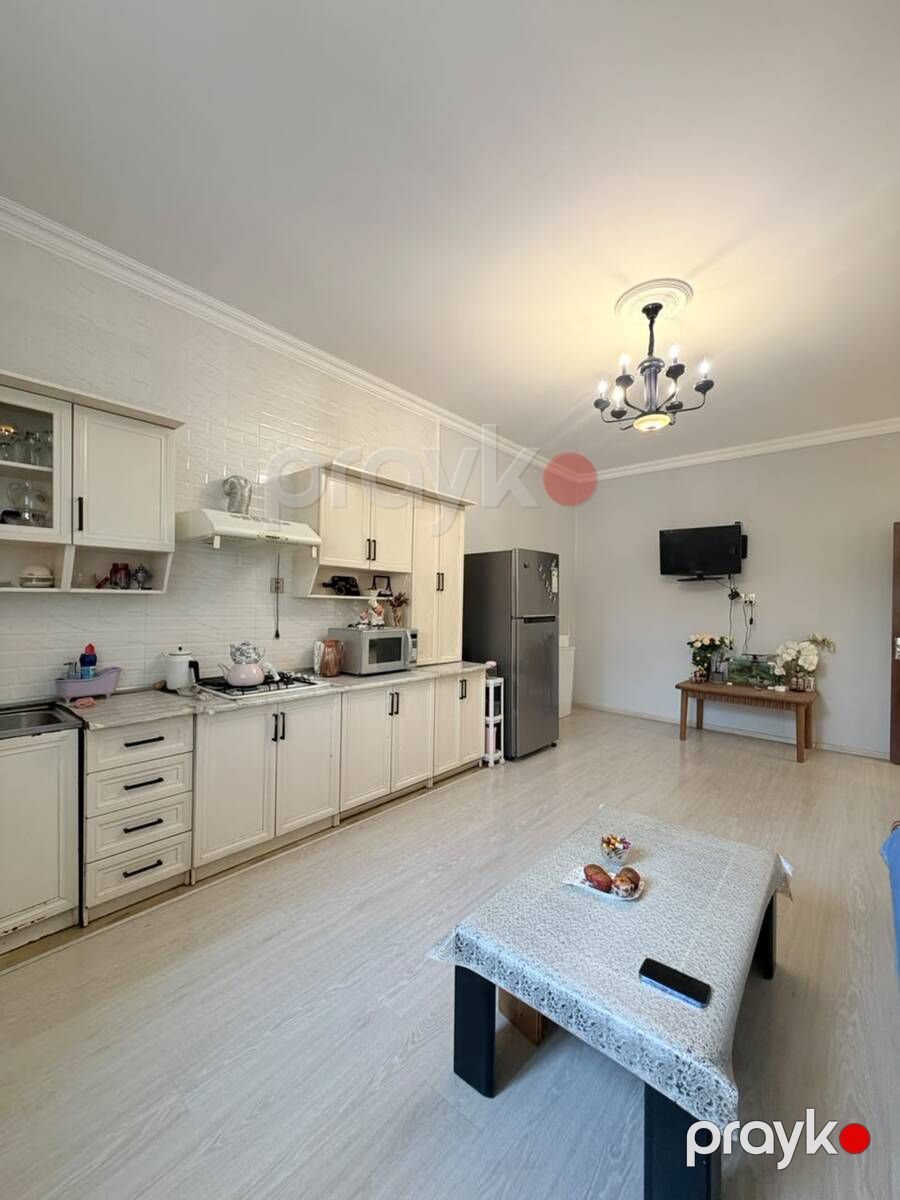 Satılır 10 otaqlı həyət evi/bağ evi 300 m² — Ev, villa, Bakı (6)