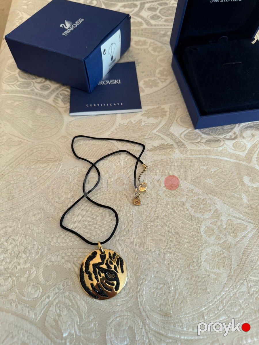 Swarovski boyunbağı — Şəxsi əşyalar, Bakı (3)