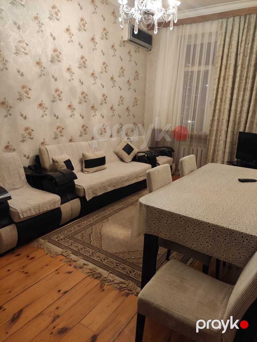 İcarəyə verilir 2 otaqlı köhnə tikili 60 m² — Mənzil, Bakı