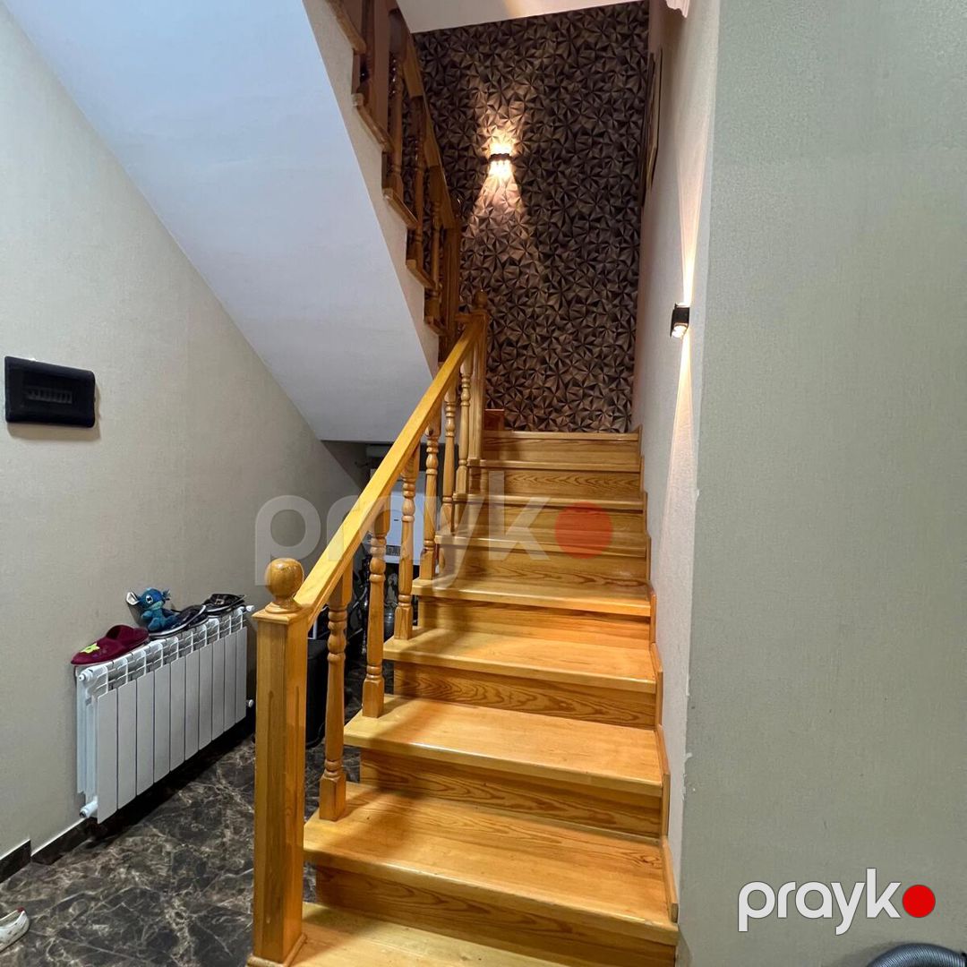 Satılır 4 otaqlı həyət evi/bağ evi 200 m² — Ev, villa, Bakı (8)