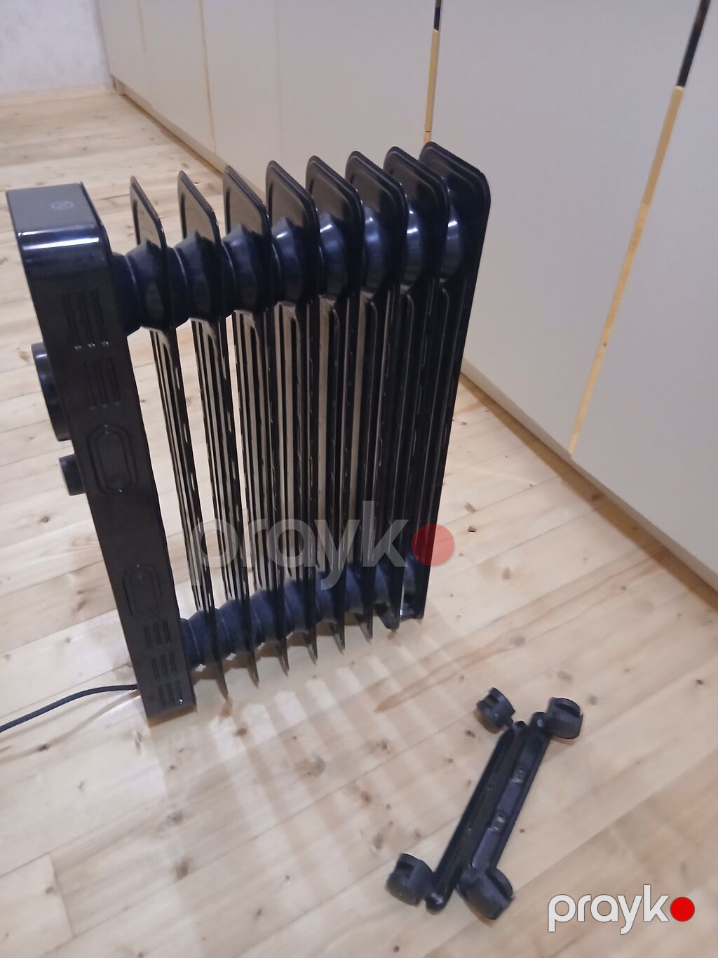 Kumtel yağlı radiator – elektriklə işləyən, qara rəngdə, 9 bölməli — Isıtıcılar və isı ventilatorları, Bakı (4)