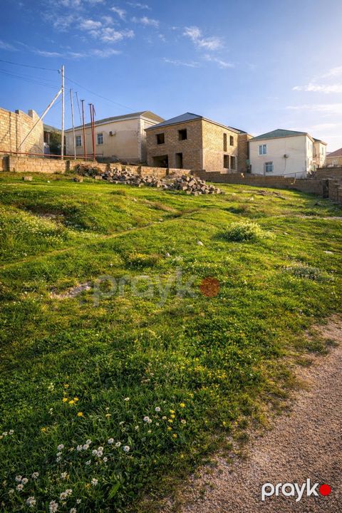 4 sot torpaq sahəsi, Hökməli qəs — Bakı