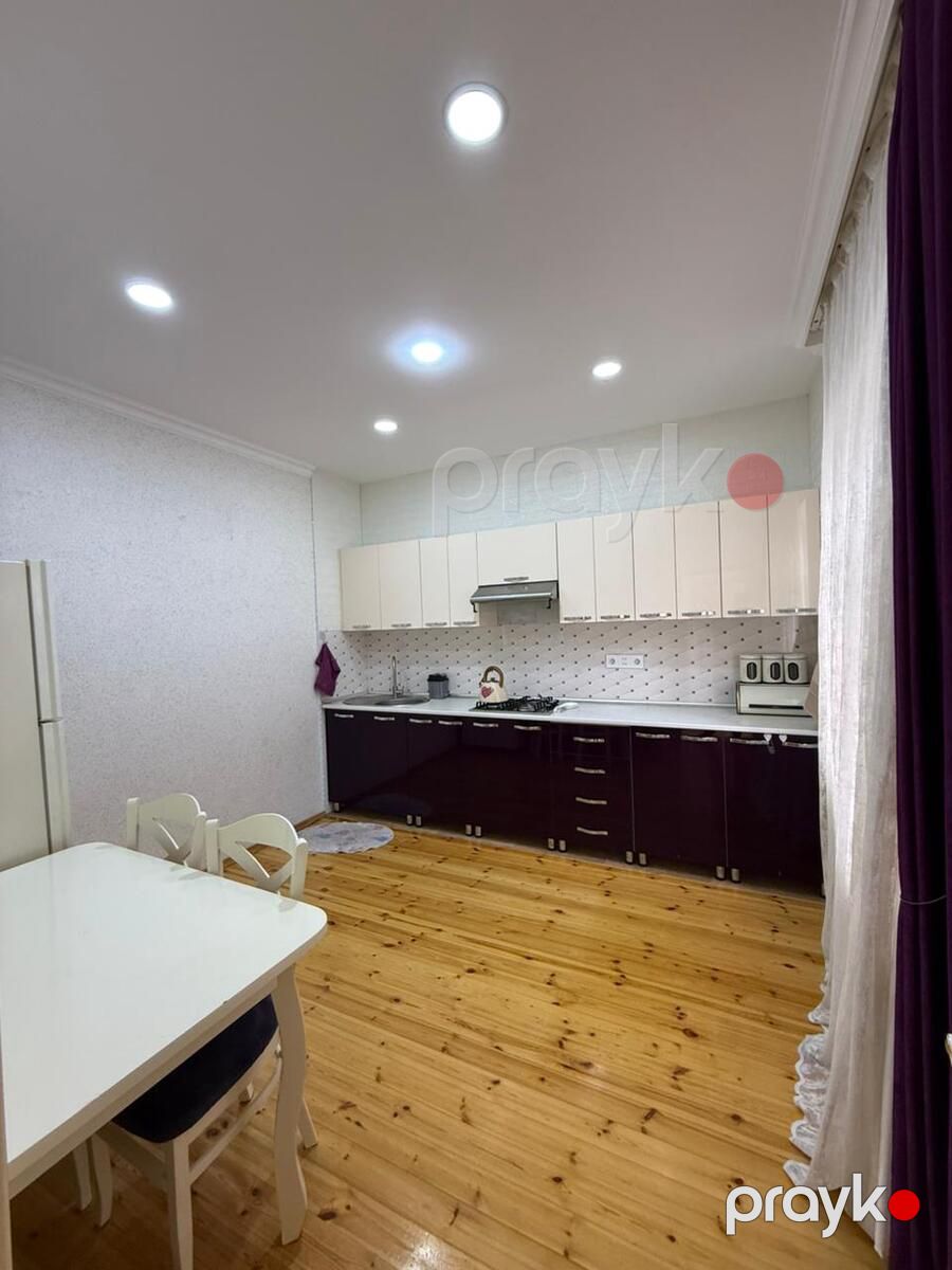 Həyət evi, Əsəd Həsənov küç — Ev, villa, Bakı (4)