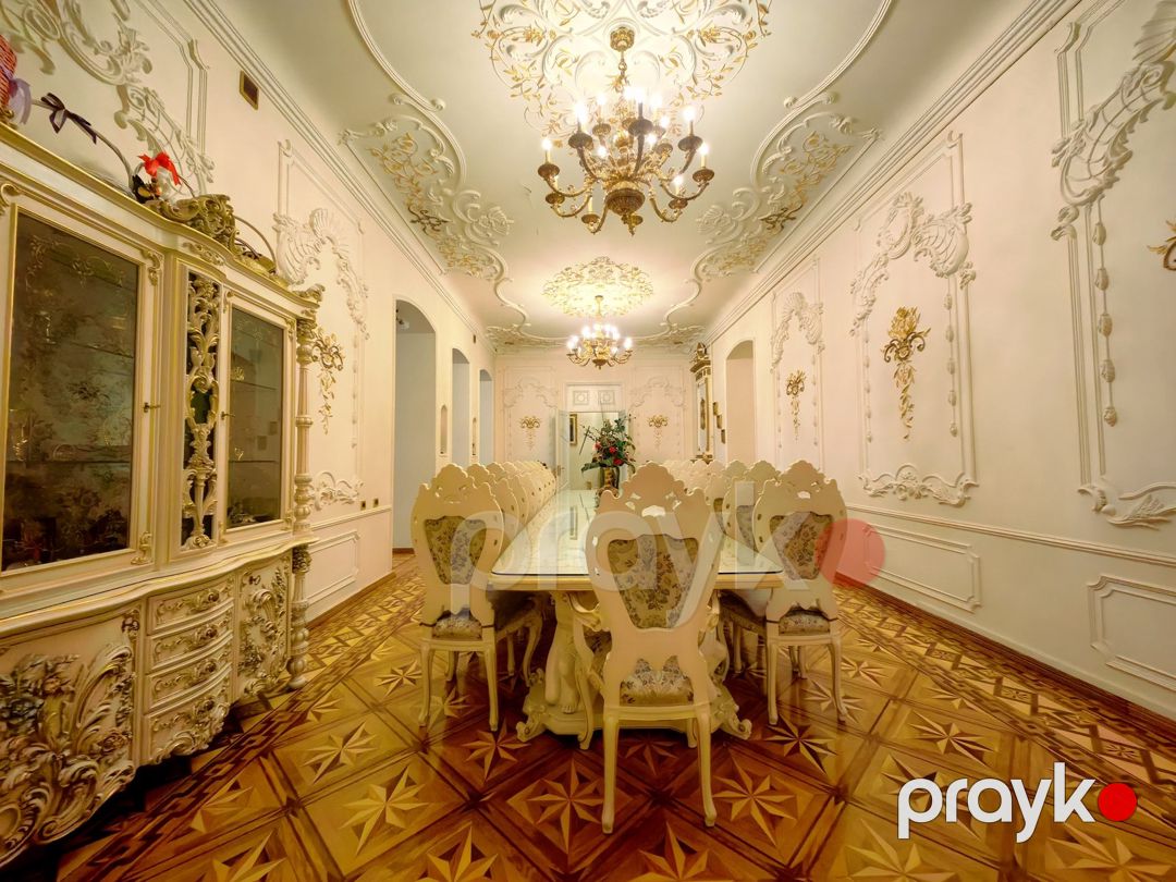 Satılır 6 otaqlı köhnə tikili 345 m² — Mənzil, Bakı (7)