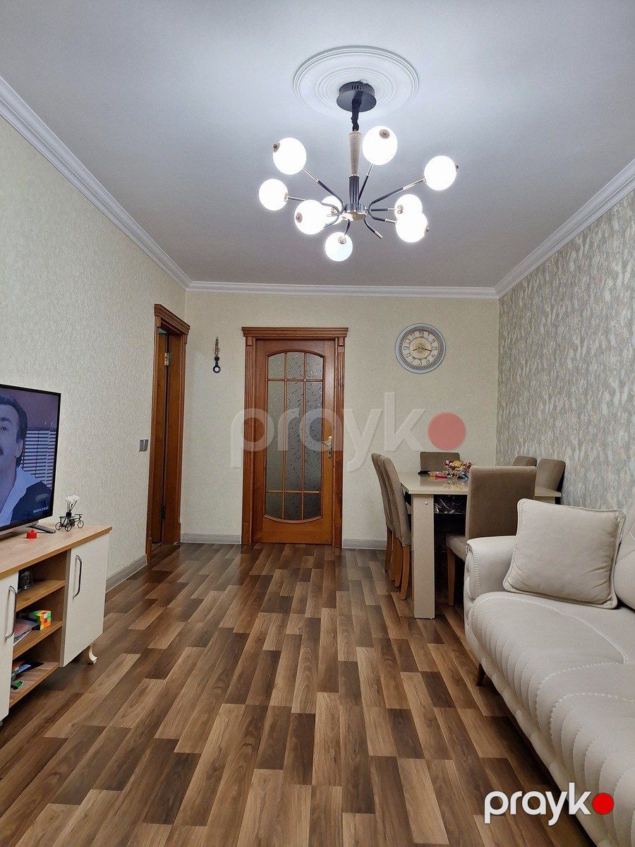 Satılır 2 otaqlı köhnə tikili 50 m² — Mənzil, Bakı (2)