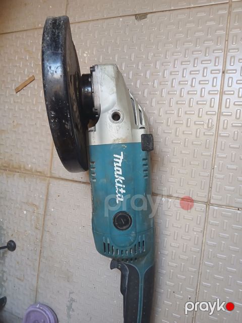 Makita GA9020 bucaqslifə (uçan daş) satılır. Texniki göstəricilər — Xırdalan