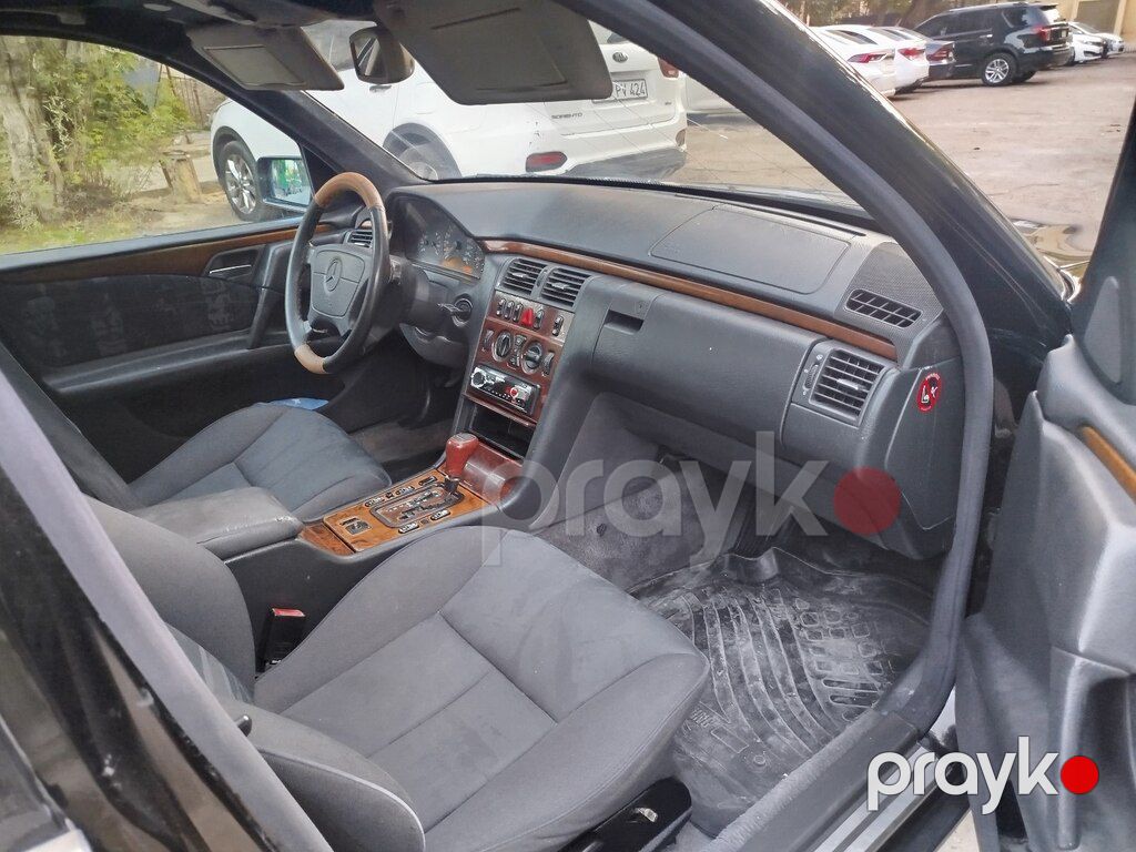 Mercedes E 240, 2.4 L, 1998 il, 352 645 km — Avtomobillər, Bakı (9)
