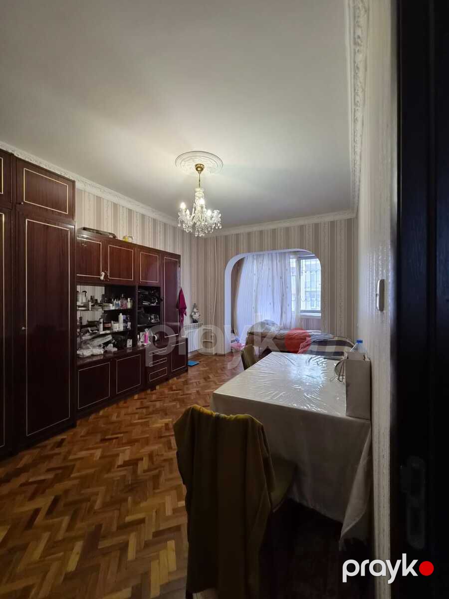 Satılır 4 otaqlı köhnə tikili 100 m² — Mənzil, Bakı (2)