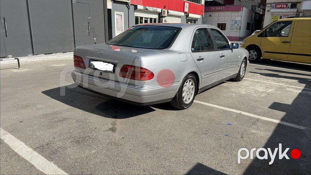 Mercedes E 230, 2.3 L, 1995 il, 439 000 km — Avtomobillər, Bakı (5)