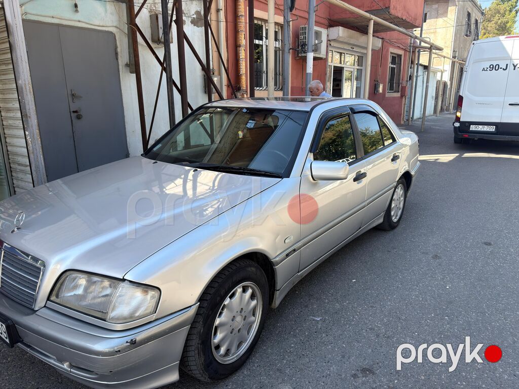 Mercedes-Benz C-Class: 1.8 l 1999 il Sedan — Avtomobillər, Bakı (4)