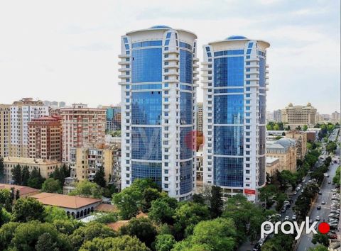 Satılır 4 otaqlı yeni tikili 160 m² — Bakı