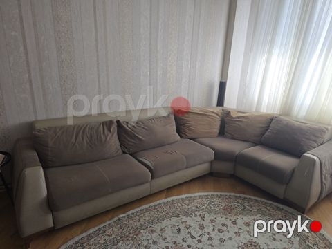 Künc divanı — Bakı