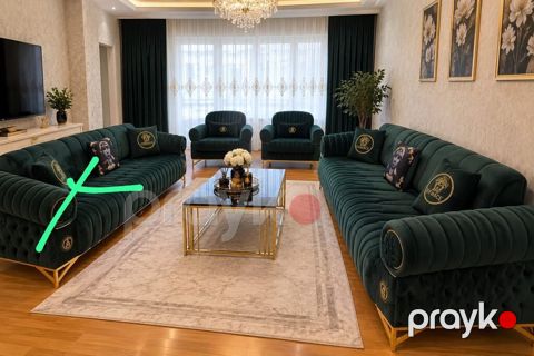 Divan kreslo dəsti satılır 880₼. açılır. ünvan Yasamal. 6018. Fatimə99 — Bakı