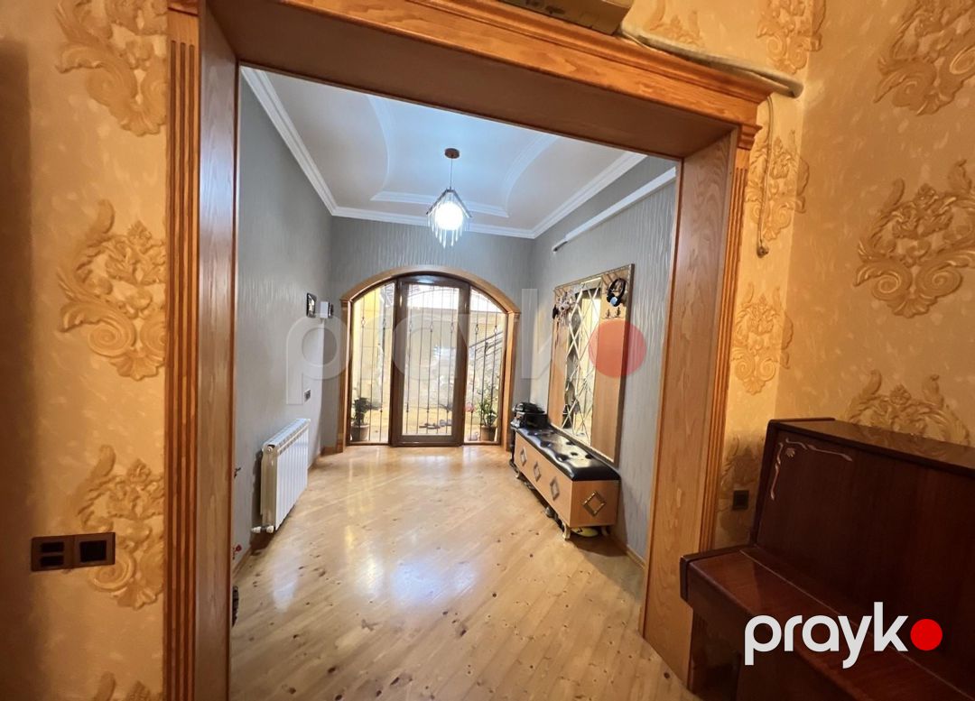 Satılır 9 otaqlı həyət evi/bağ evi 300 m² — Ev, villa, Bakı (11)