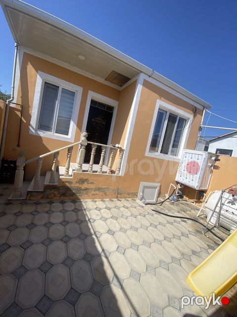 Satılır 3 otaqlı həyət evi/bağ evi 65 m² — Bakı